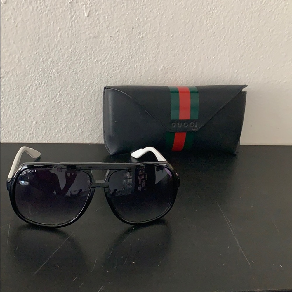 GUCCI
